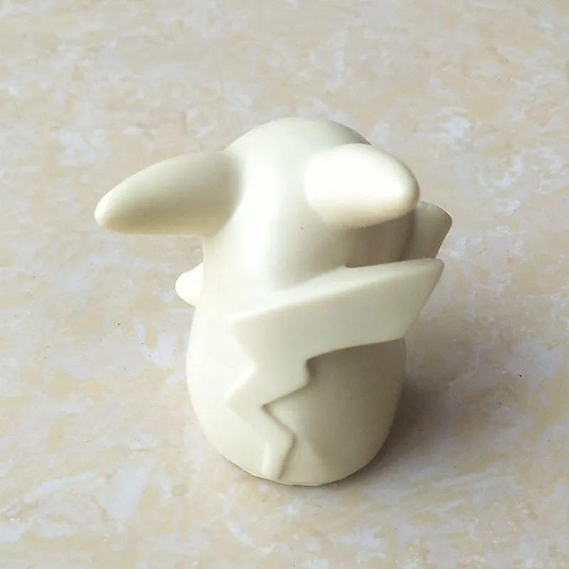 Molde de Silicone 3D Pikachu p - Baking Kitchen Kids avaliação e preço